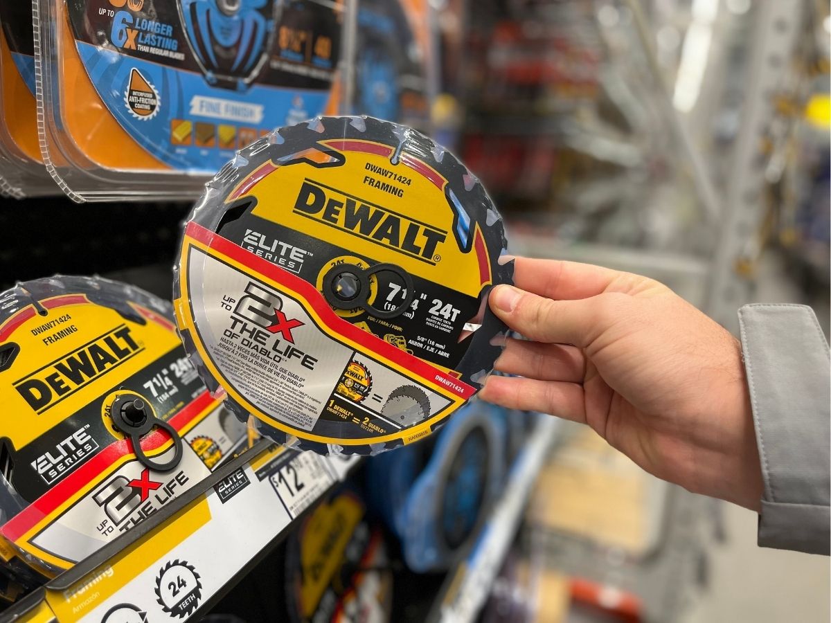 Dewalt saw blade