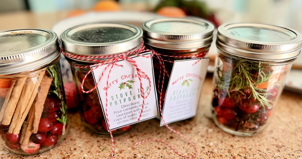 jars of christmas potpourri