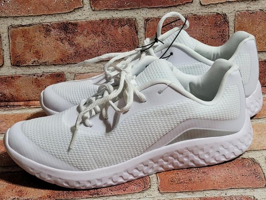 Stylish Walmart Sneakers Under $20 to Kickstart Your New Year!