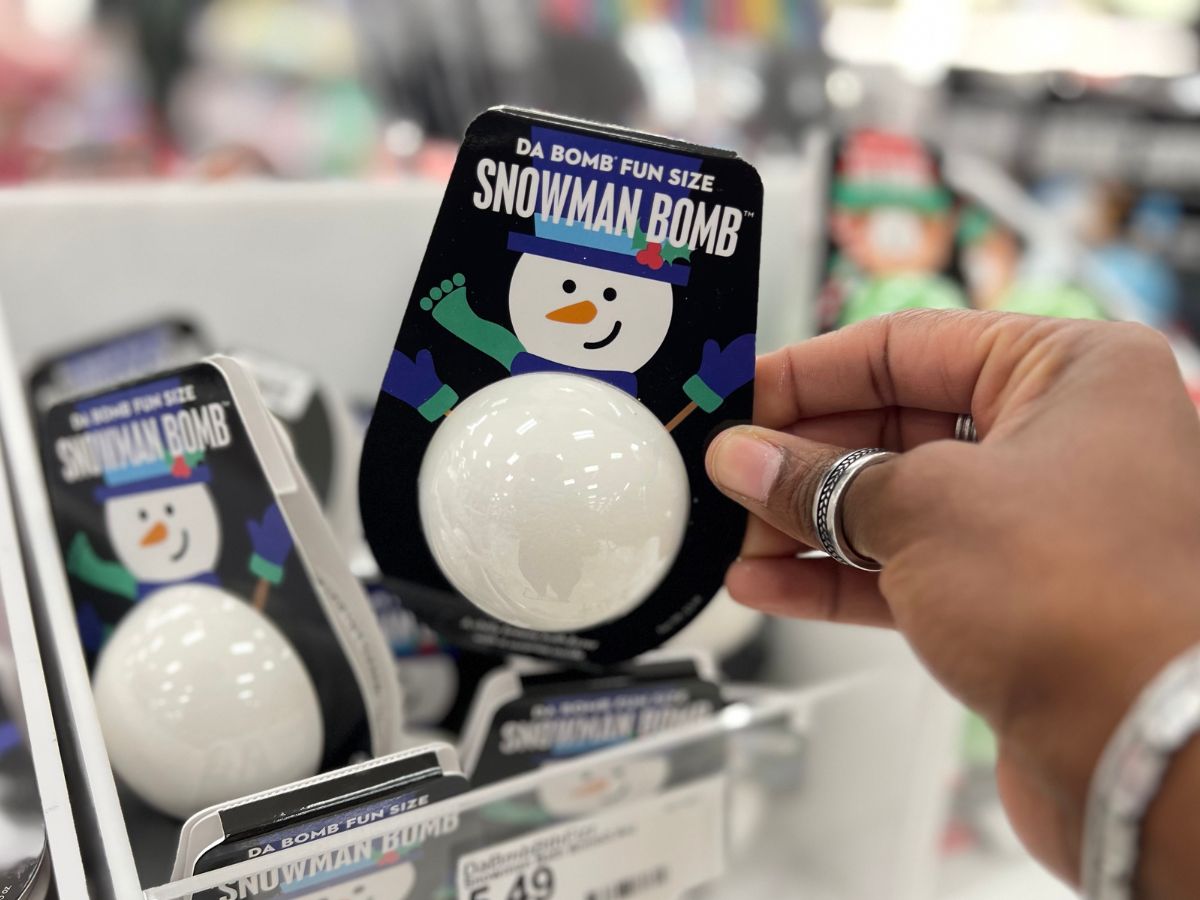 snowman bath bomb