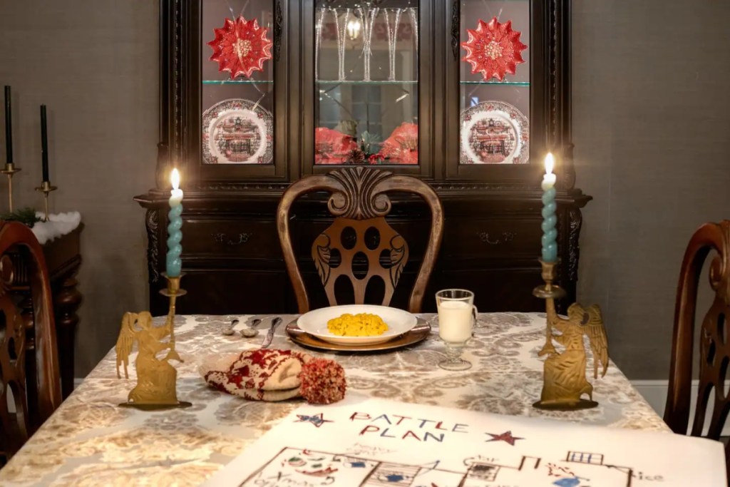 dining room of Home Alone house