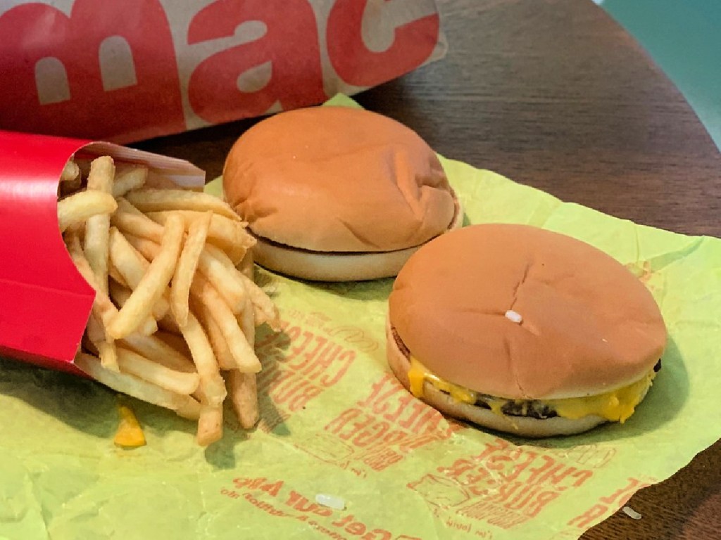 mcdonald's cheeseburgers with fries