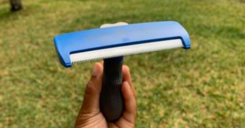 furminator dog deshedding tool