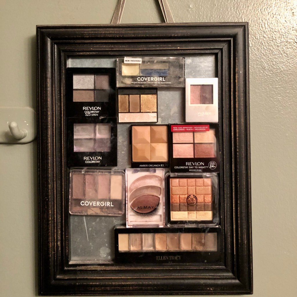 cosmetic magnet organizer 