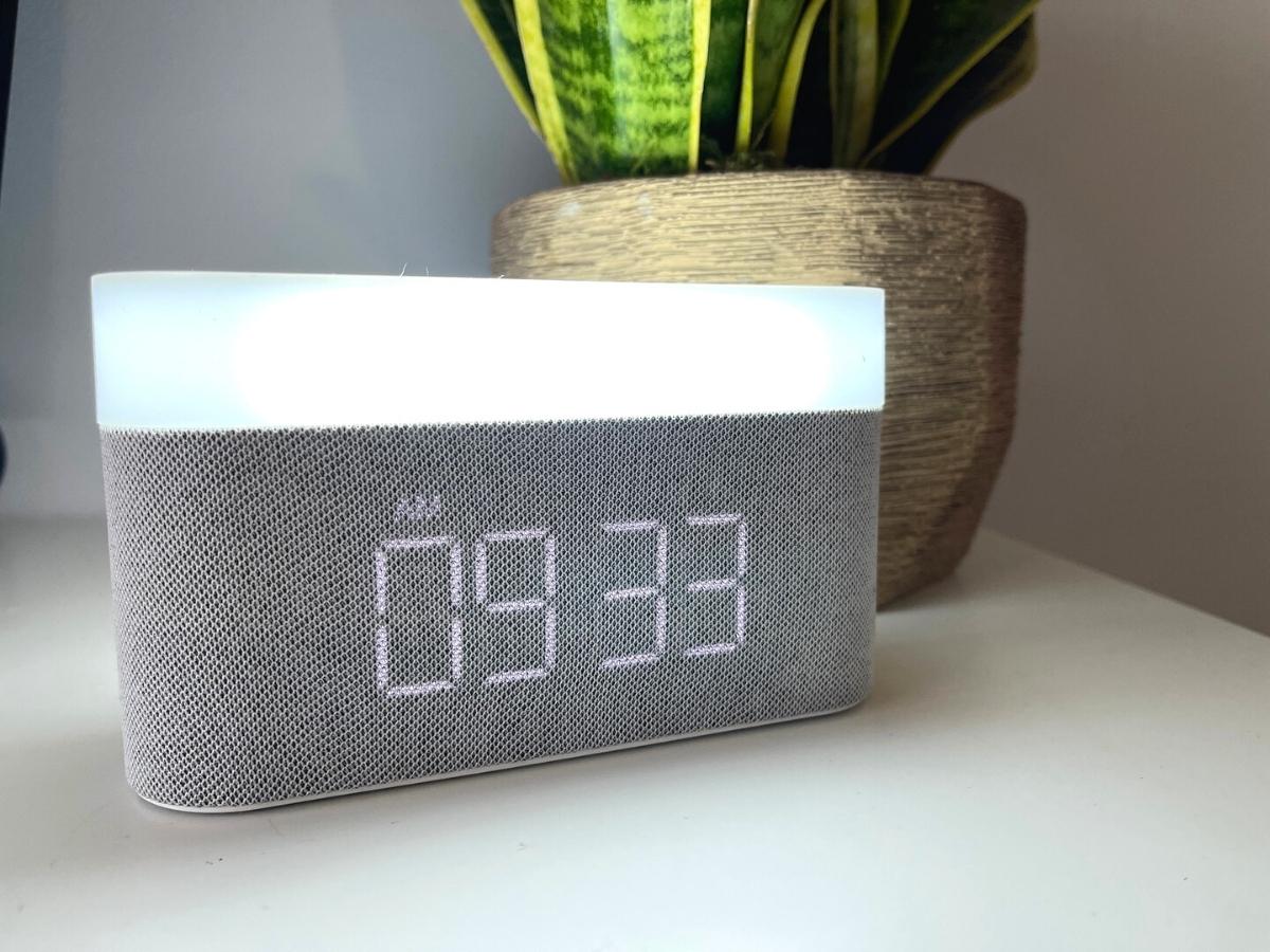 COLSUR Digital Alarm Clock