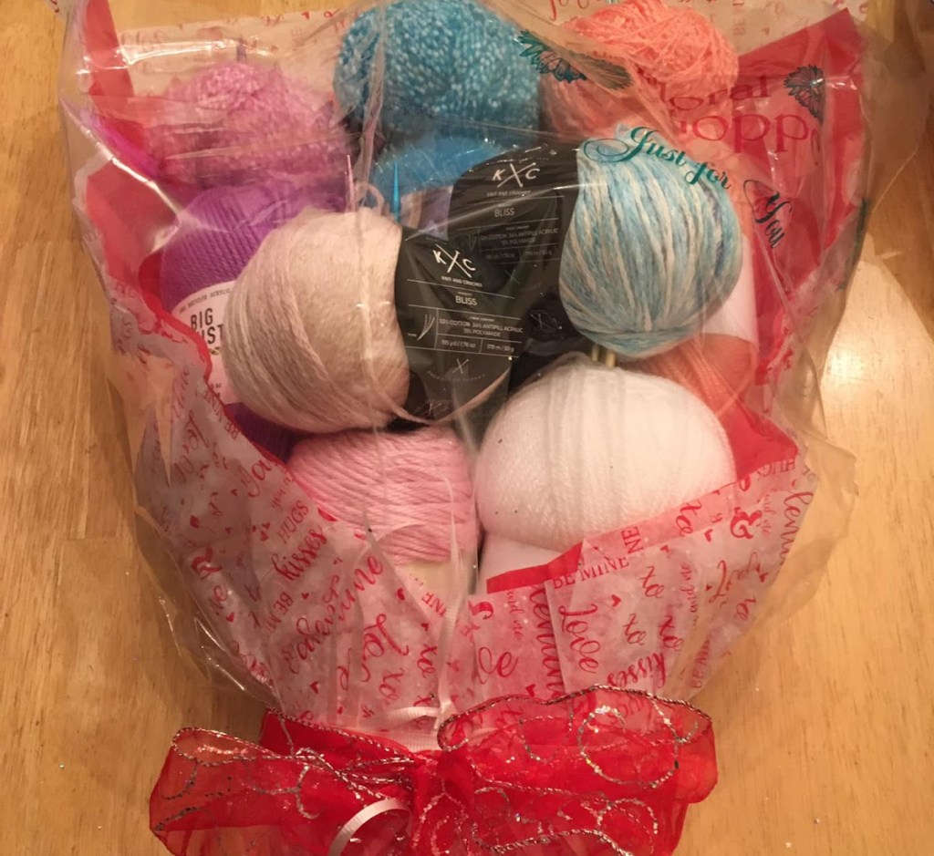 wrapped yarn bouquet 