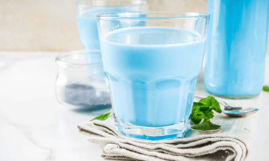 glasses of blue milk