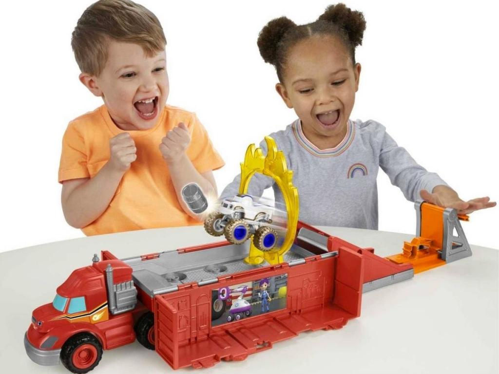 Fisher-Price Blaze and the Monster Machines Launch & Stunts Hauler