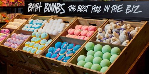 LUSH Boxing Day Sale | 50% Off Bath Bombs, Shower Gels, Bubble Bars, & More