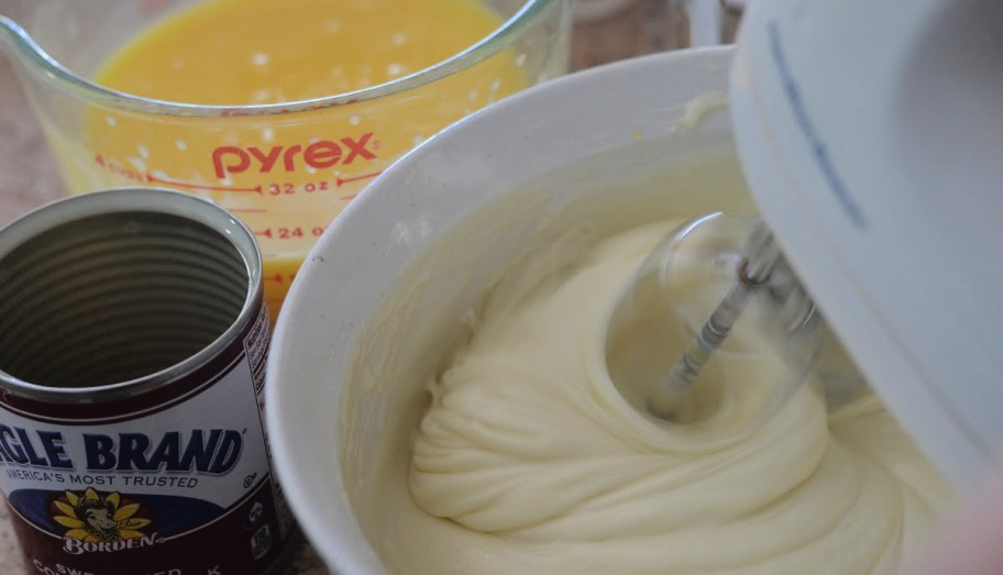 Whipping pudding in a bowl