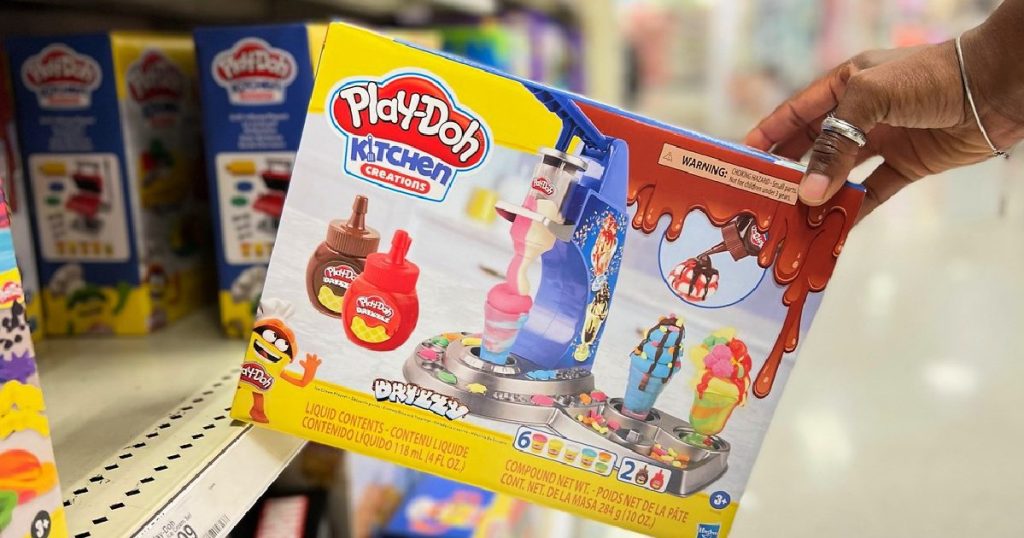 Play-Doh Kitchen Creations Drizzy Ice Cream Playset