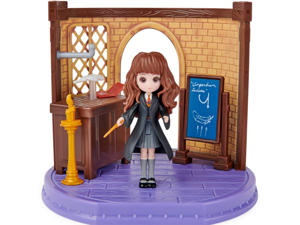 Wizarding World Harry Potter Magical Minis Charms Classroom w/ Exclusive Hermione Granger Figure and Accessories