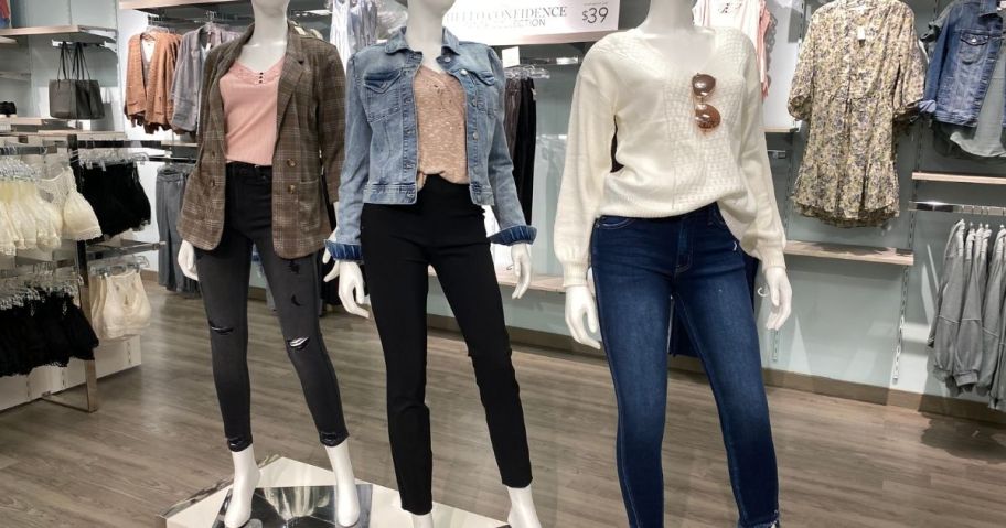 mannequins at Maurices