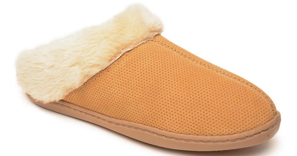 Minnetonka Women's Taupe Faux Fur Suede Slipper