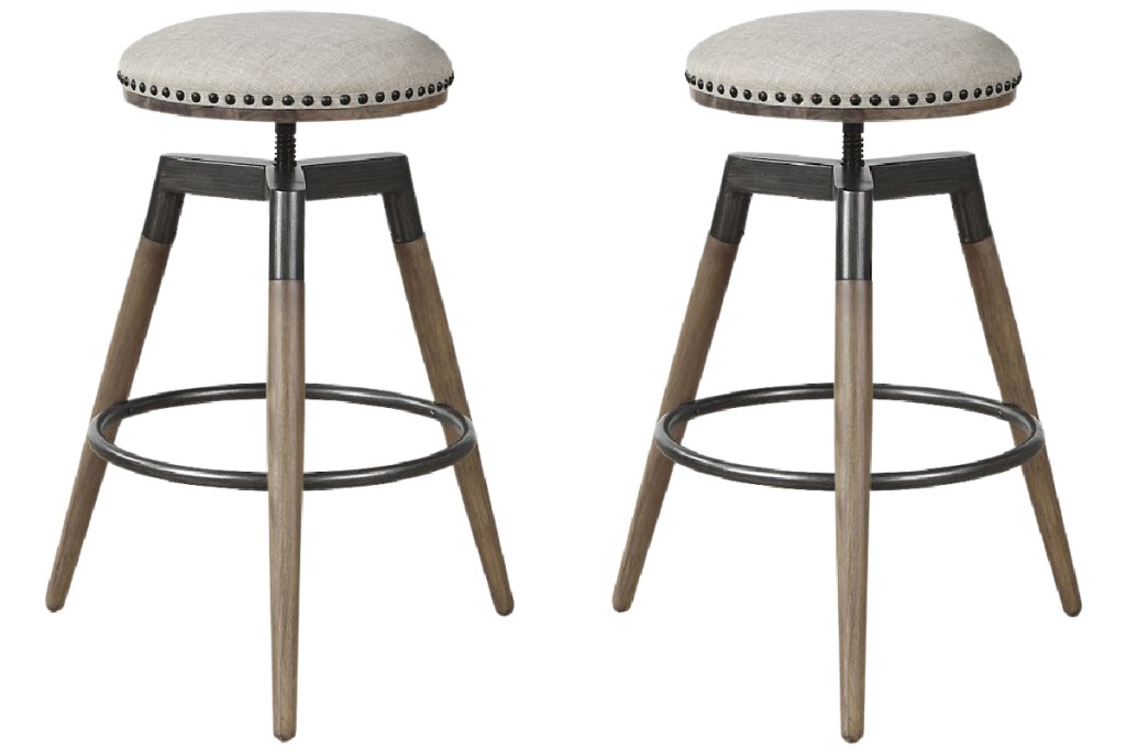 bar stool