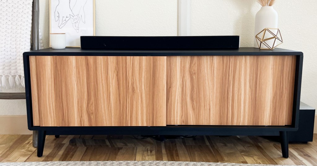 soundbar on tv stand