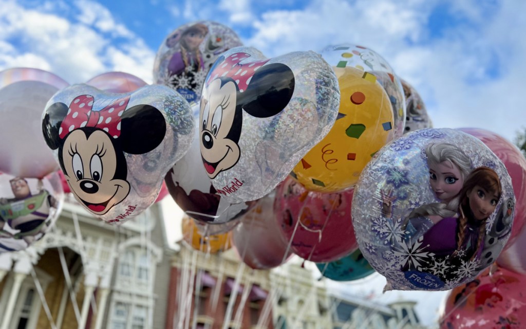 disney balloons