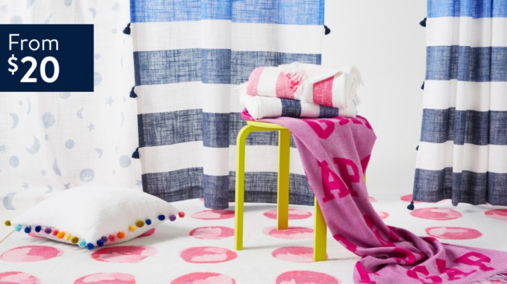 colorful bathroom textiles