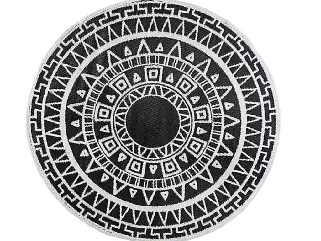 Circle rug