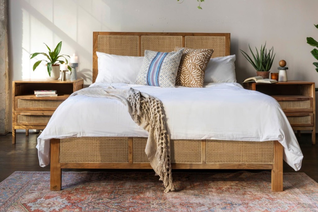 square rattan bed