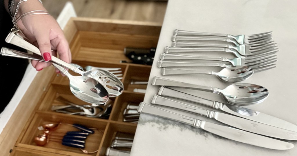 Best Silverware Sets - Mikasa Harmony