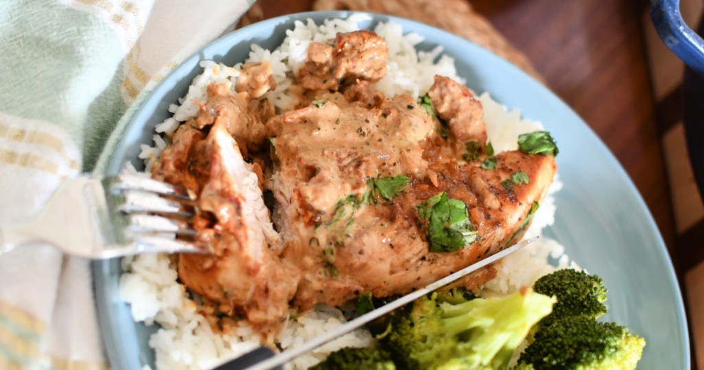 plated sun-dried tomato chicken