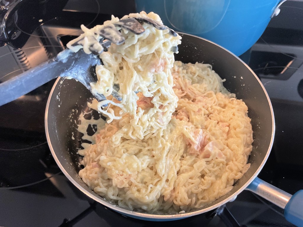 skillet with chicken alfredo ramen