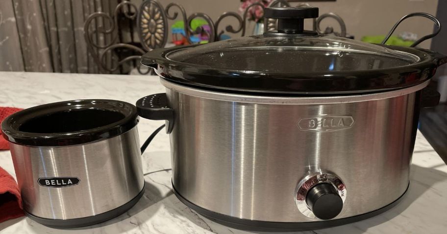 A Bella 5 quart crockpot with little dipper