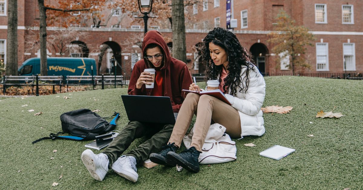 100+ College Discounts & Freebies Every Student Needs in 2025