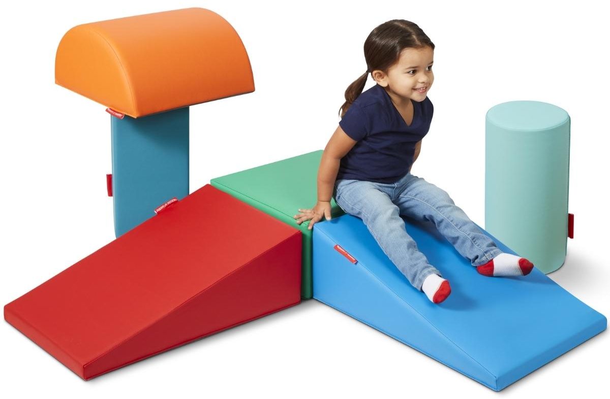 Radio Flyer Tumble Town Foam Blocks Set