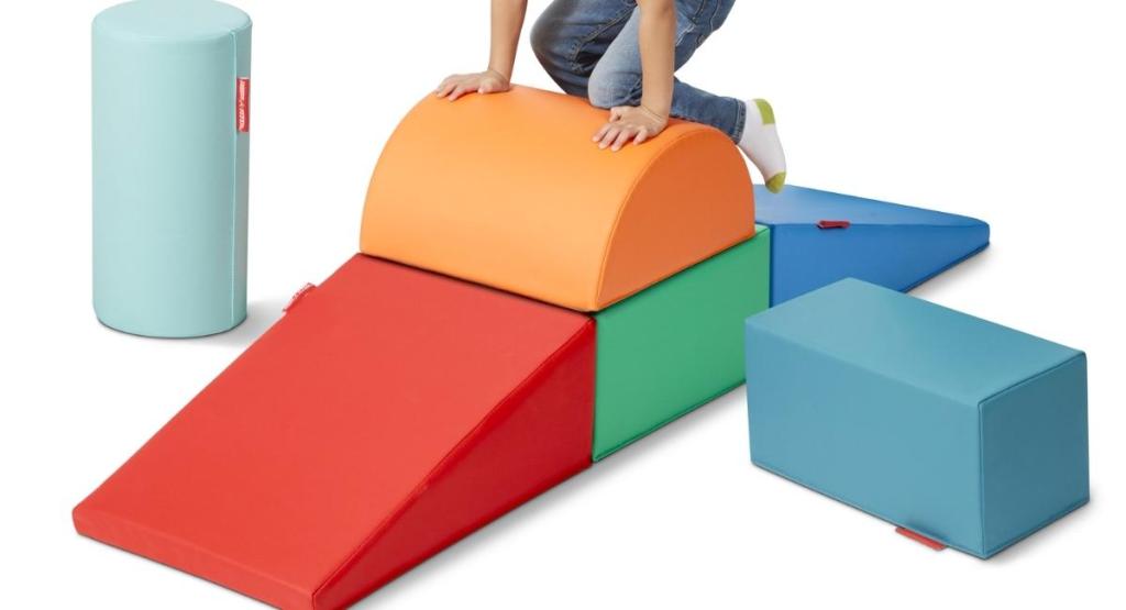 Radio Flyer Tumble Town Foam Blocks Set