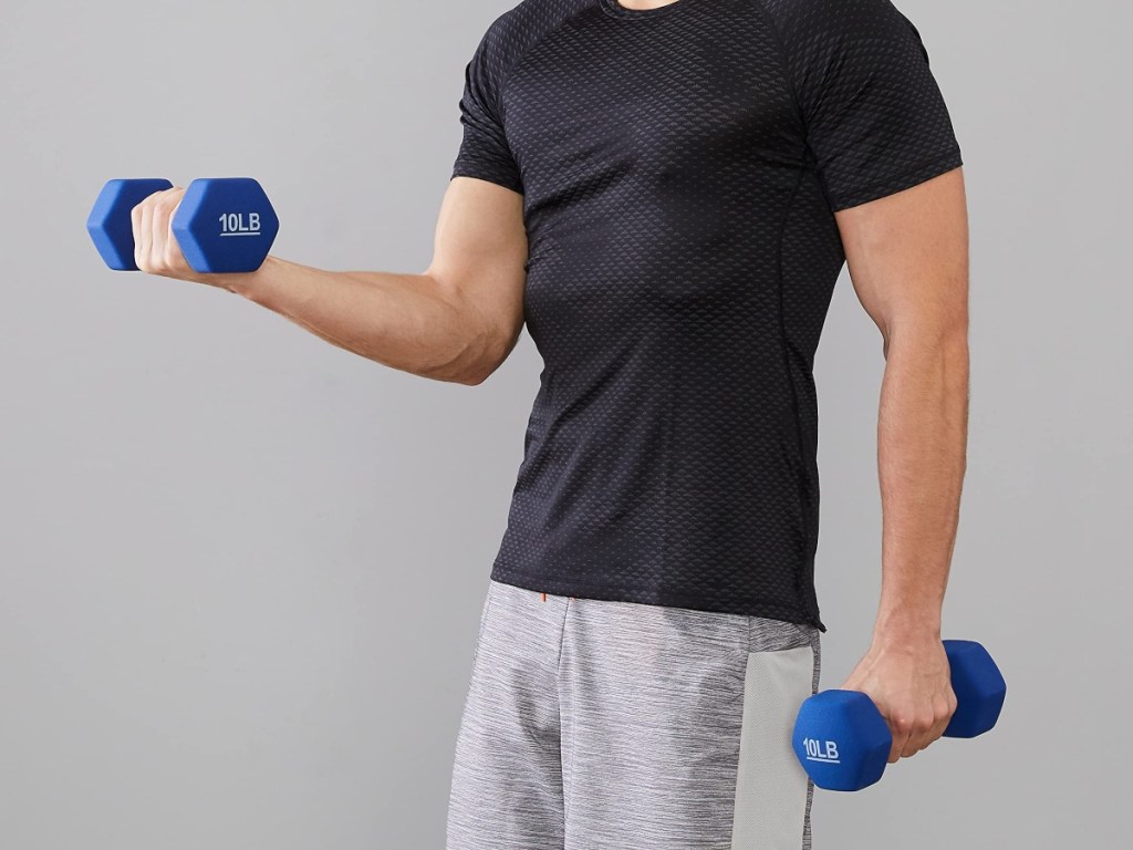 man using blue 10-lb. handweights