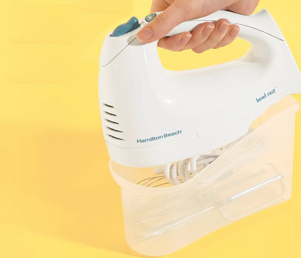 hamilton beach hand mixer with six speeds