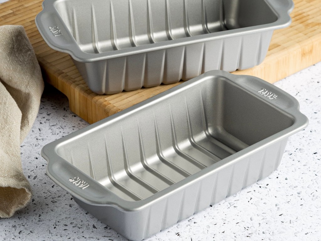 Tasty Large Carbon Steel Loaf Pans with Guidelines 9" x 5" 2-Pack