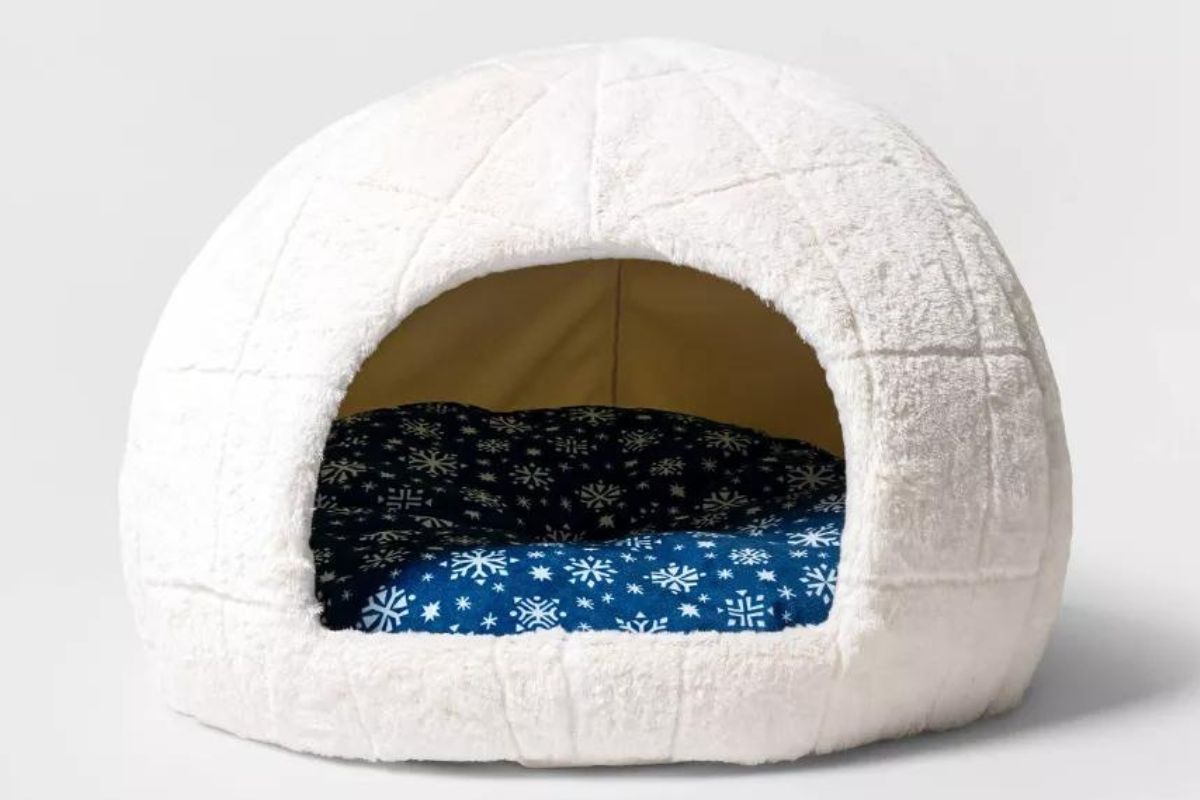 Wondershop Igloo Cat bed