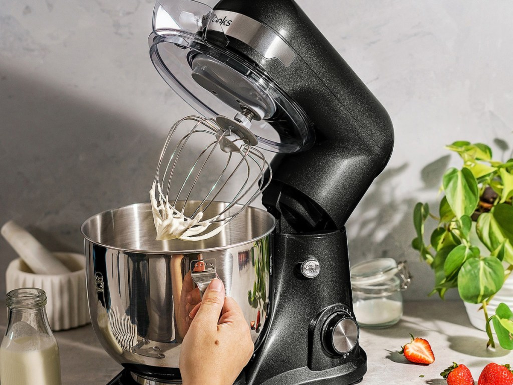 black cooks mixer