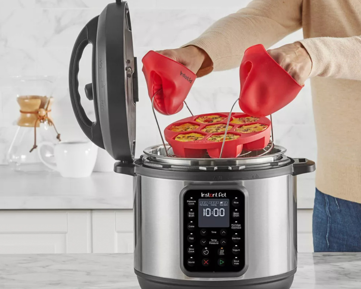 Instant Pot Pressure Cooker Bundle Only $89.99 Shipped on Target.online (Reg. $130) | Includes Rack & Silicone Mold