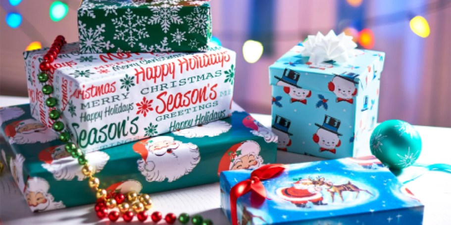 Reversible Christmas Wrapping Paper 4-Pack Only $4 on Walmart.online (Reg. $17)