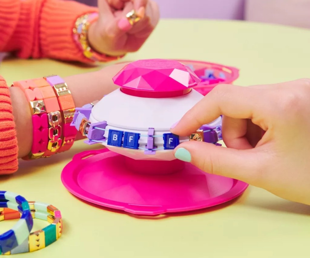 making bracelets with a kit