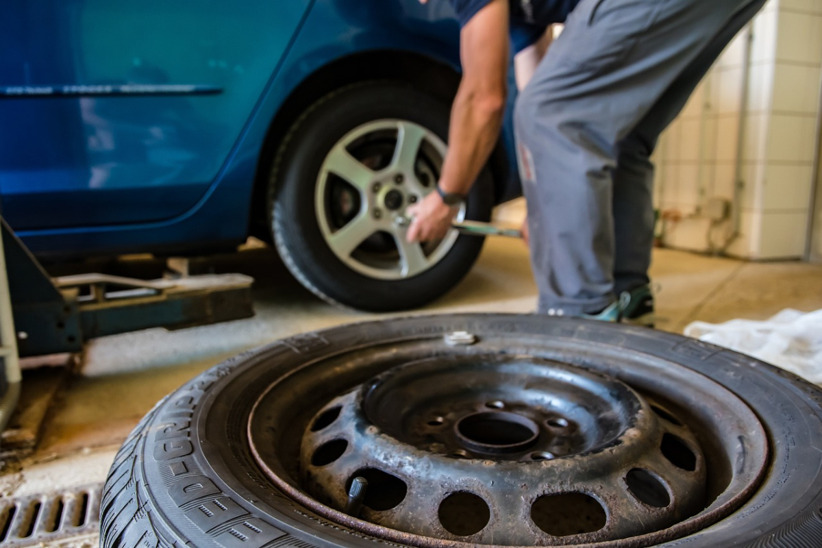 installing your own winter tires is how to save on tires