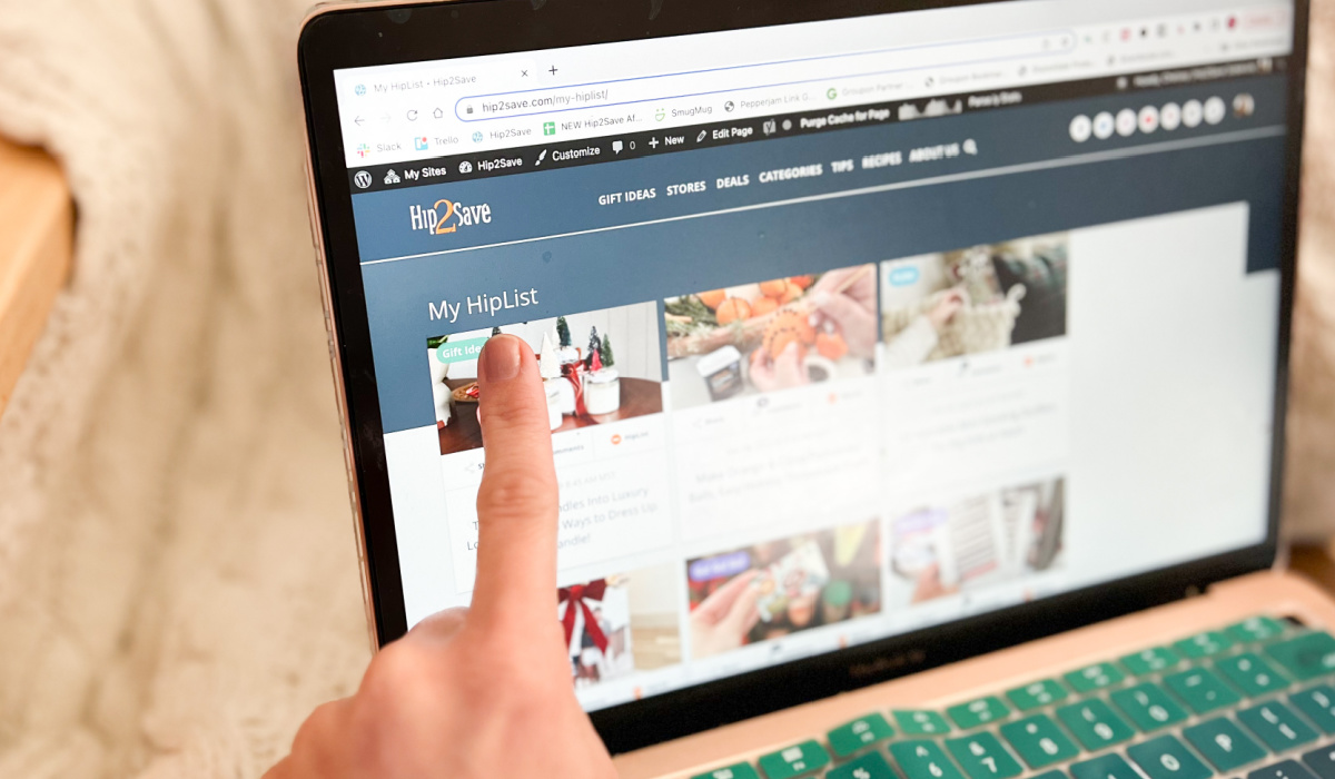 http://finger%20pointing%20at%20laptop%20screen