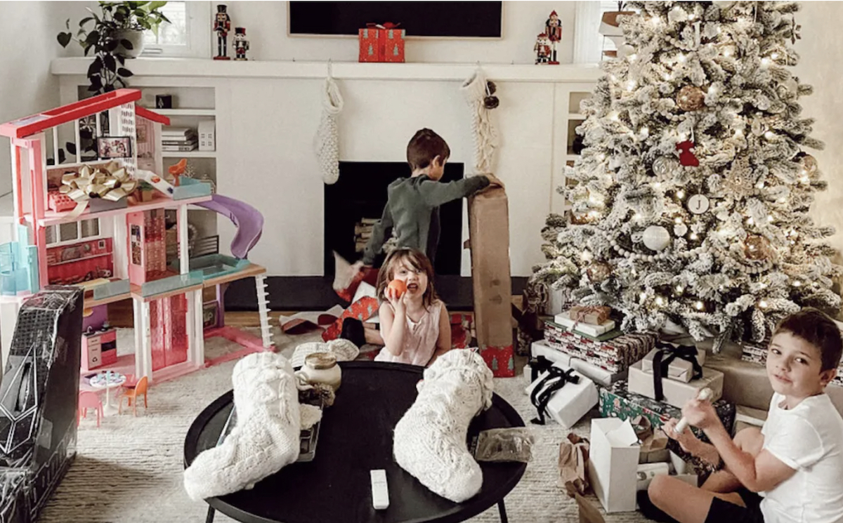 The 4 Gift Rule on Christmas Changed Everything for My Family