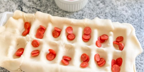 Simple Homemade Pizza Bites Using an Ice Cube Tray!