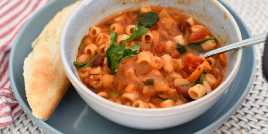 onlineforting & Hearty Minestrone Soup (Easy Vegetarian Meal Idea!)