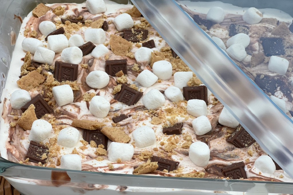 S'Mores lasagna in a pan