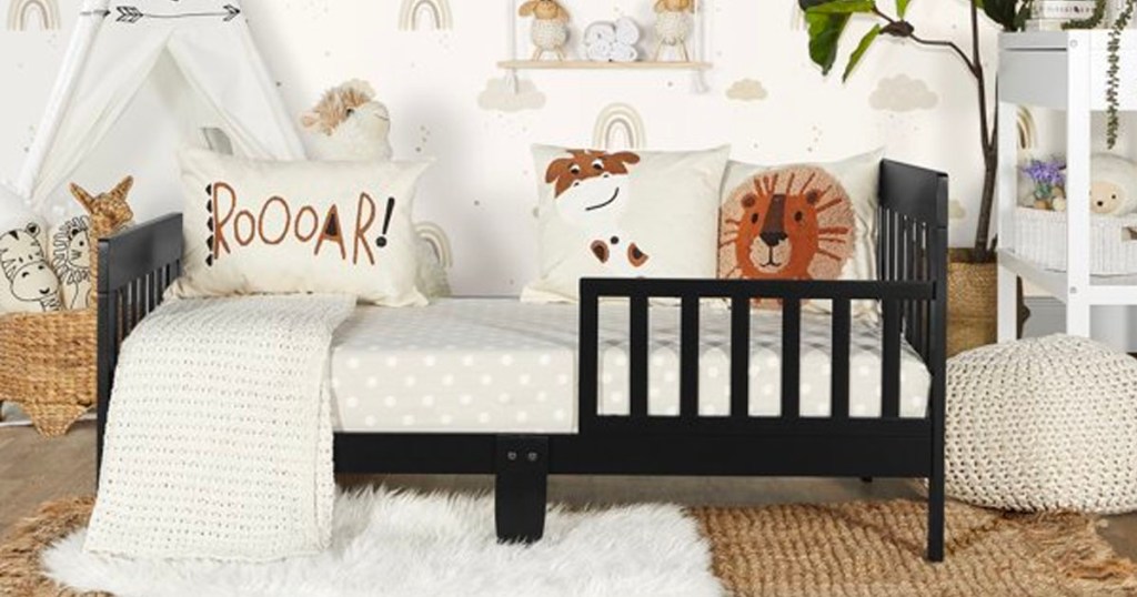 dream on me toddler beds in kids room