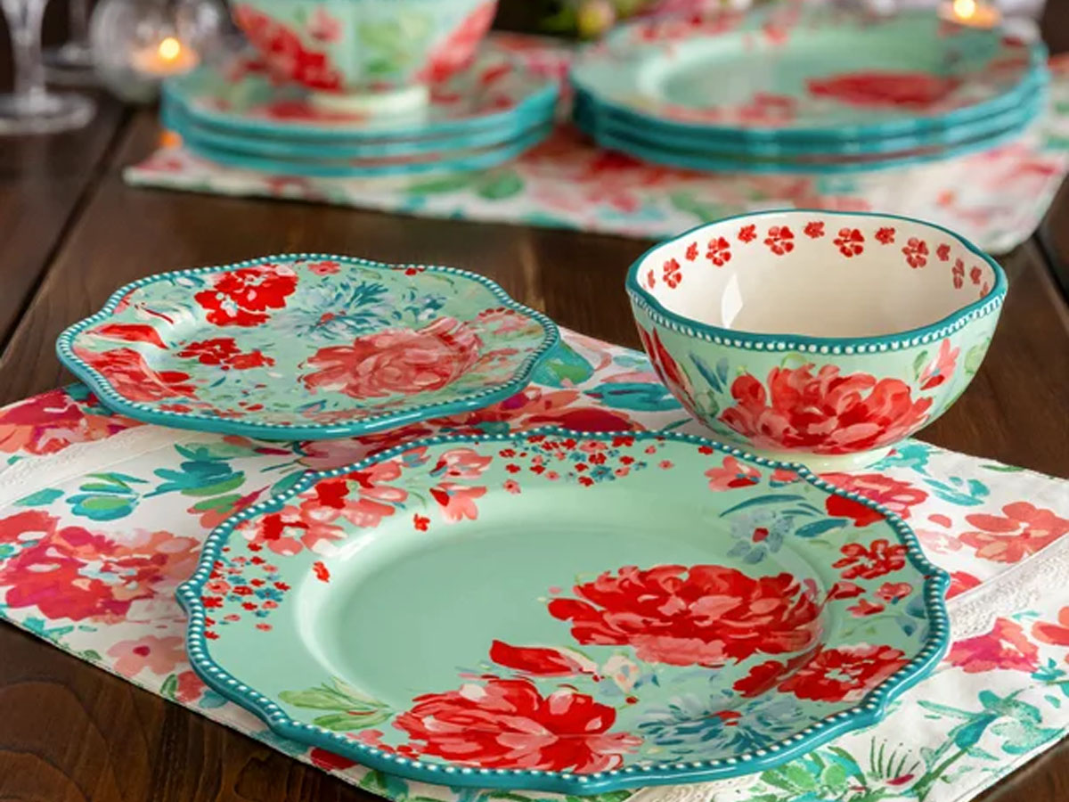 pioneer woman dinnerware set