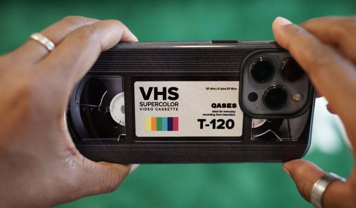 vhs phone case