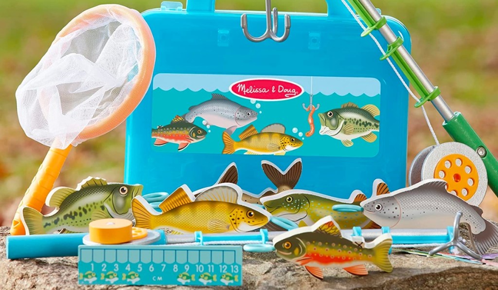 Melissa & Doug Let's Explore Fishing Play Set