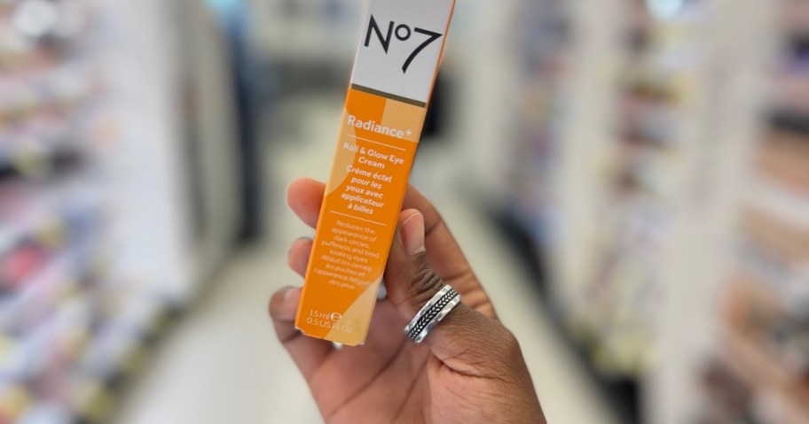 no7 roll and glow eye cream